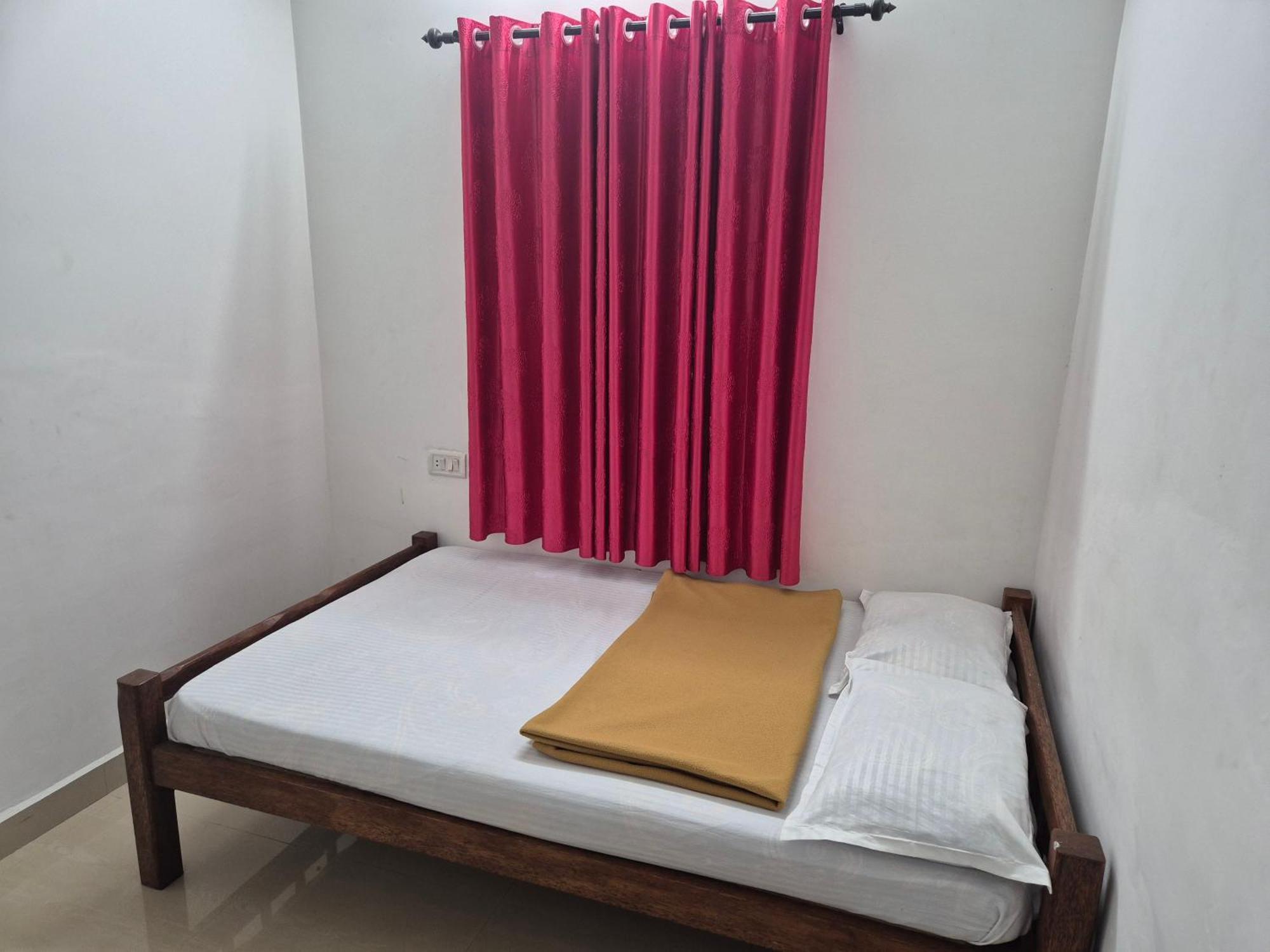 Anivilla Holiday Home Kunjithanny Anachal Δωμάτιο φωτογραφία